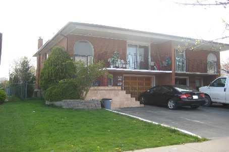 3652 Molly Ave, House semidetached with 5 bedrooms, 4 bathrooms and 3 parking in Mississauga ON | Image 1