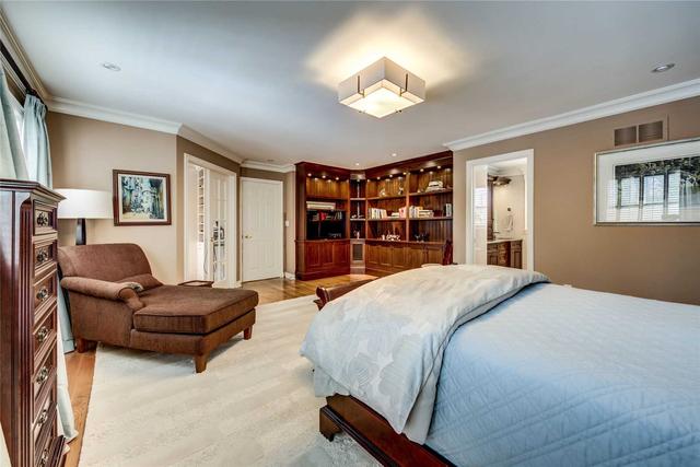 605 St Johns Sdrd, House detached with 3 bedrooms, 5 bathrooms and 14 parking in Aurora ON | Image 6