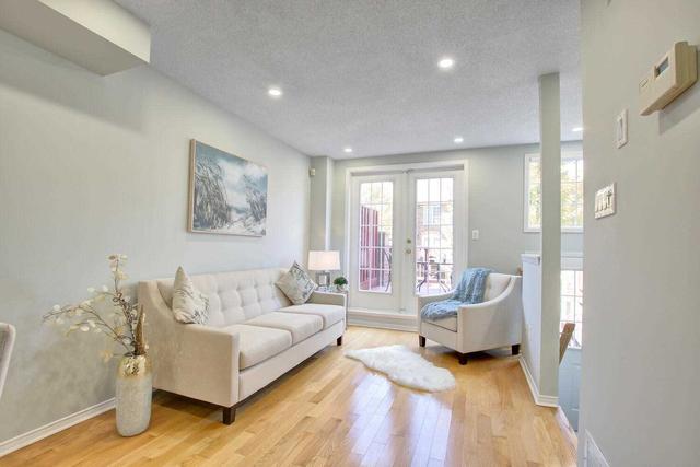 99 - 2 Hedge End Rd, Townhouse with 2 bedrooms, 2 bathrooms and 2 parking in Toronto ON | Image 30