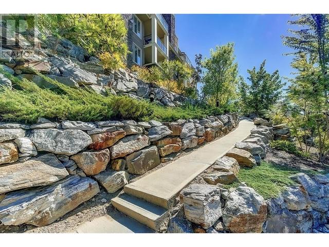 1416 - 1875 Country Club Drive, Condo with 2 bedrooms, 2 bathrooms and 2 parking in Kelowna BC | Image 35
