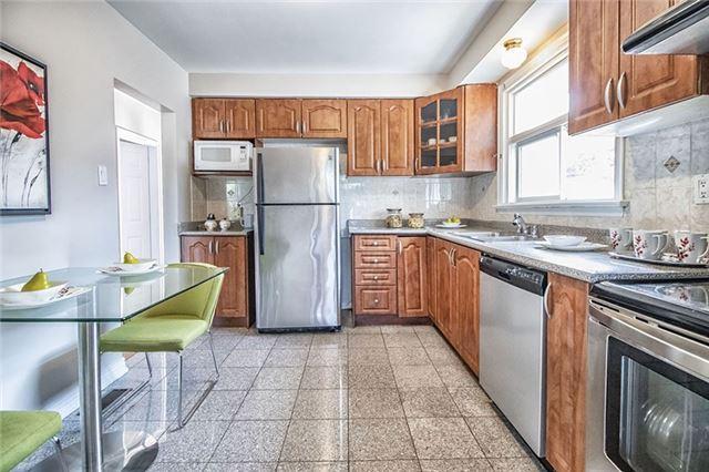 1002 Brimley Rd, House detached with 3 bedrooms, 2 bathrooms and 2 parking in Toronto ON | Image 6