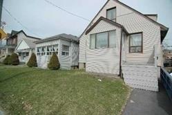 upper - 35 Pharmacy Ave, House detached with 2 bedrooms, 1 bathrooms and 1 parking in Toronto ON | Image 9