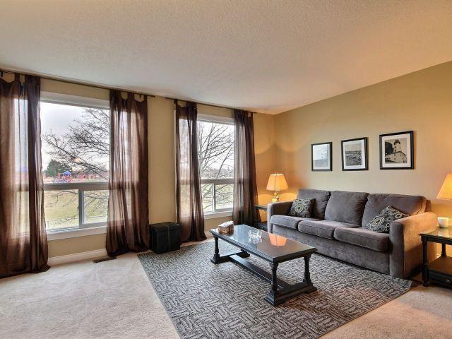 55 - 1155 Paramount Dr, Townhouse with 3 bedrooms, 2 bathrooms and 2 parking in Hamilton ON | Image 6