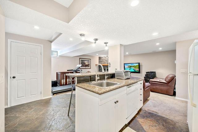 10743 Mapleglen Crescent Se, House detached with 5 bedrooms, 2 bathrooms and 1 parking in Calgary AB | Image 25