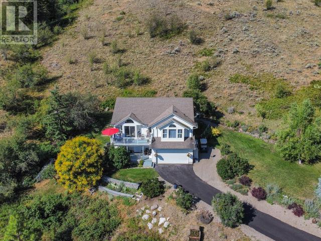 107 Uplands Drive, House detached with 5 bedrooms, 3 bathrooms and 2 parking in Okanagan Similkameen I BC | Image 3