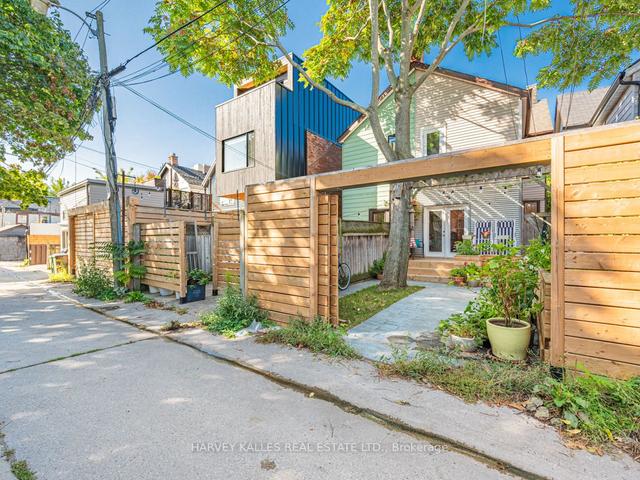 17 Mechanic Ave, House semidetached with 2 bedrooms, 2 bathrooms and 1 parking in Toronto ON | Image 32
