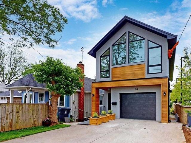 94 Forty First St, House detached with 3 bedrooms, 3 bathrooms and 3 parking in Toronto ON | Image 1