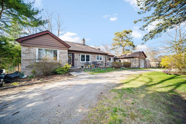 6244 Kingston Rd, House detached with 3 bedrooms, 2 bathrooms and 11 parking in Toronto ON | Image 12