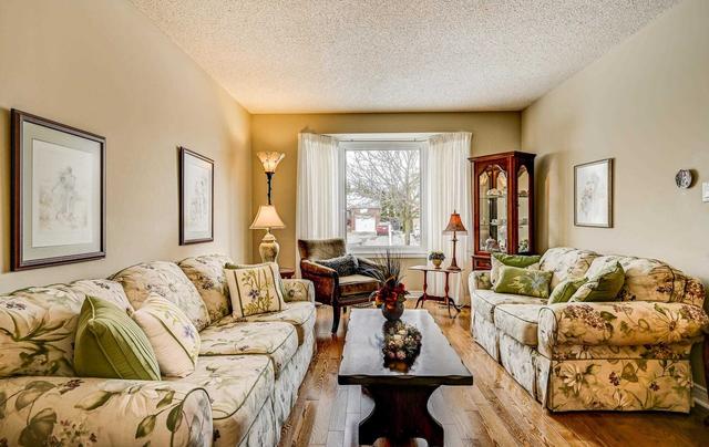 13 Wabbokish Crt, House detached with 2 bedrooms, 2 bathrooms and 4 parking in Clarington ON | Image 28