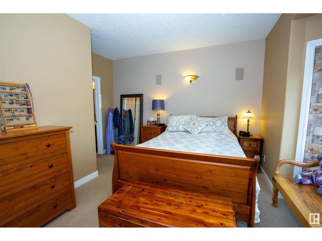 9205 98 Av Nw, House attached with 3 bedrooms, 2 bathrooms and null parking in Edmonton AB | Image 17
