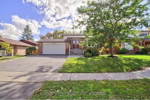 64 Cardinal Cres, House detached with 4 bedrooms, 4 bathrooms and 6 parking in Newmarket ON | Image 12