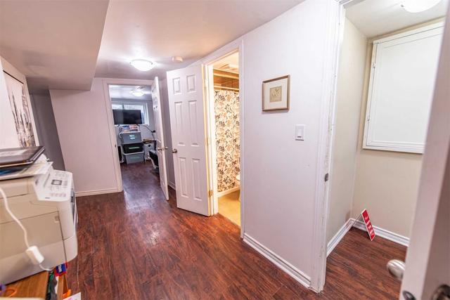 138 Kingswood Dr, House semidetached with 3 bedrooms, 3 bathrooms and 3 parking in Brampton ON | Image 25