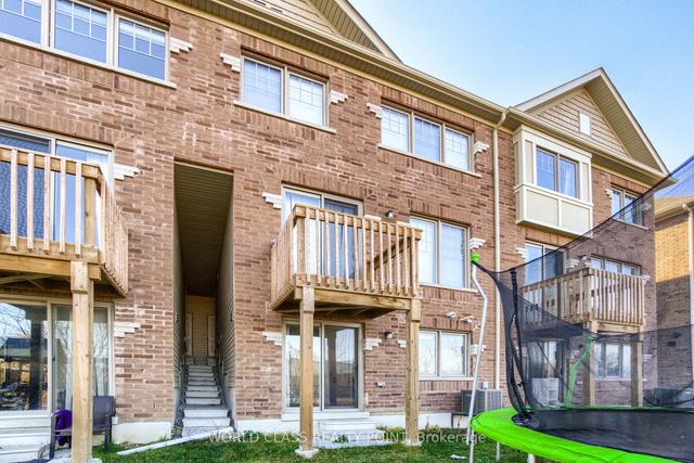 86 Davenfield Circ N, House attached with 3 bedrooms, 4 bathrooms and 3 parking in Brampton ON | Image 32