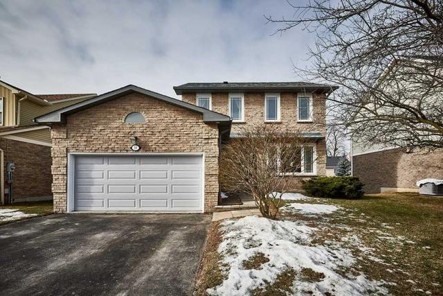 10 Vanessa Pl, House detached with 3 bedrooms, 2 bathrooms and 4 parking in Whitby ON | Image 1
