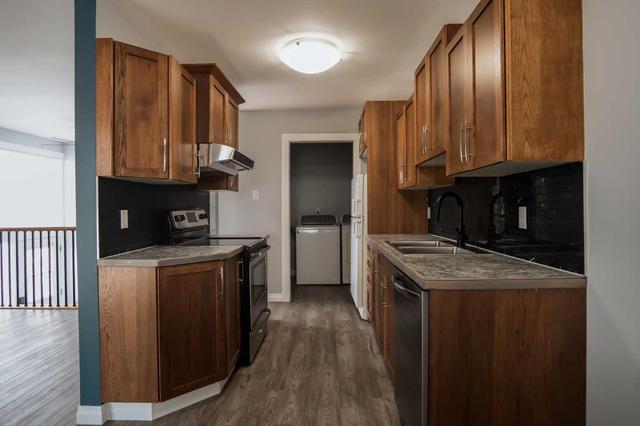 14 - 905 44 Avenue N, Home with 2 bedrooms, 1 bathrooms and 2 parking in Lethbridge AB | Image 10