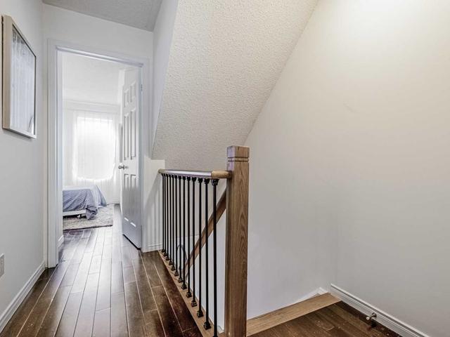 70 - 55 Turntable Cres, Townhouse with 3 bedrooms, 2 bathrooms and 1 parking in Toronto ON | Image 17