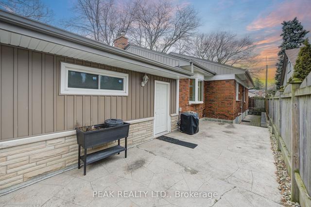 50 Edgewood Ave, House detached with 3 bedrooms, 2 bathrooms and 4 parking in Hamilton ON | Image 26
