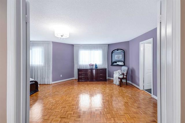 41 Antonia Crt, House detached with 4 bedrooms, 4 bathrooms and 8 parking in Vaughan ON | Image 17