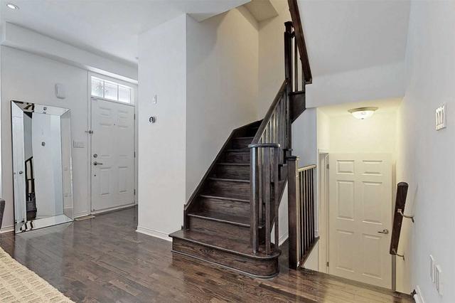 th118 - 107 The Queensway Ave, Townhouse with 3 bedrooms, 3 bathrooms and 2 parking in Toronto ON | Image 7