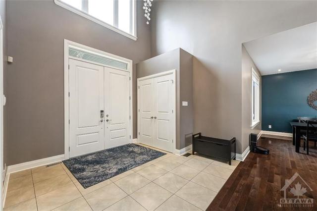117 Dewmont Street, House detached with 4 bedrooms, 4 bathrooms and 10 parking in Ottawa ON | Image 5