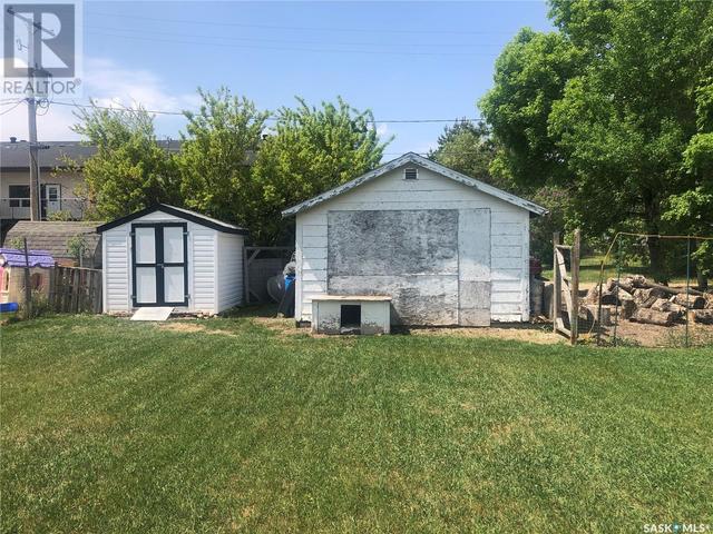 319 Carlyle Street, House detached with 4 bedrooms, 2 bathrooms and null parking in Arcola SK | Image 44