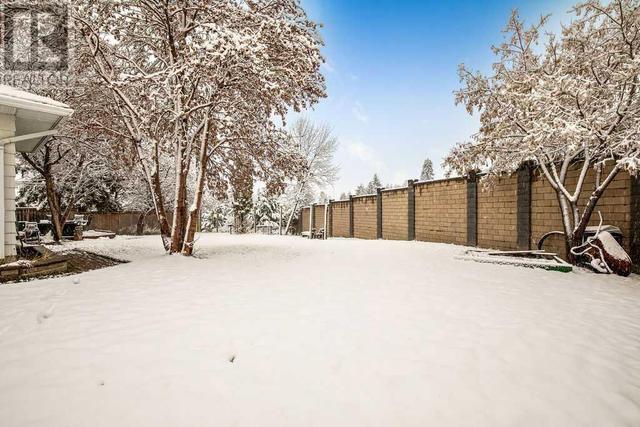 2431 Sandhurst Avenue Sw, House detached with 4 bedrooms, 2 bathrooms and 3 parking in Calgary AB | Image 30