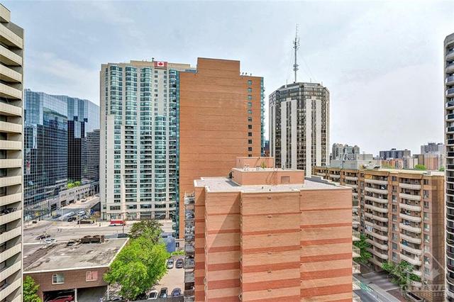 1301 - 475 Laurier Avenue, Condo with 2 bedrooms, 1 bathrooms and 1 parking in Ottawa ON | Image 21