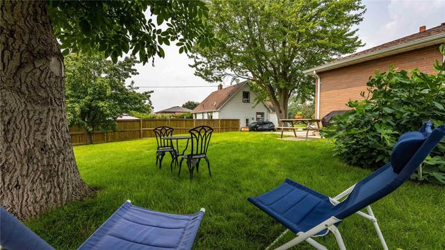 249 Elgin St, House detached with 3 bedrooms, 1 bathrooms and 4 parking in Brantford ON | Image 24