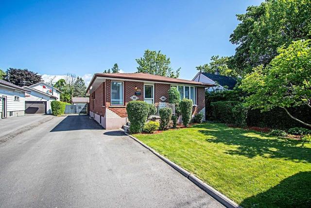 552 Veterans Rd, House detached with 3 bedrooms, 2 bathrooms and 5 parking in Oshawa ON | Image 1