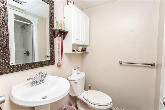 372 Grantham Ave, House detached with 3 bedrooms, 2 bathrooms and 4 parking in St. Catharines ON | Image 19