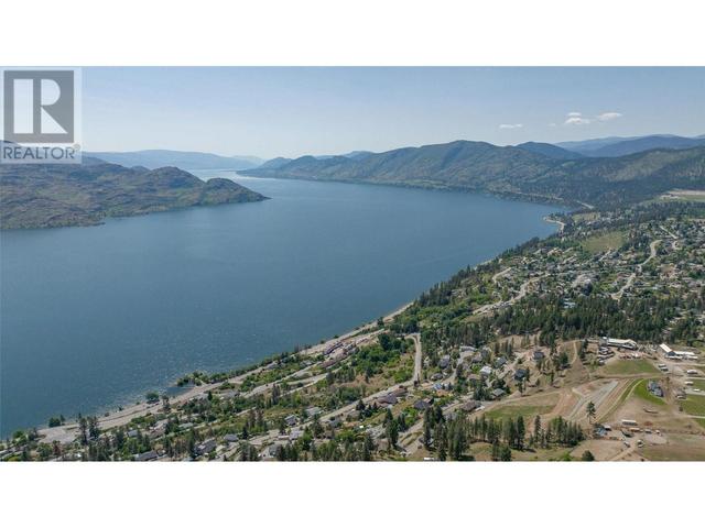 5868 Macgregor Road, House detached with 4 bedrooms, 2 bathrooms and 6 parking in Peachland BC | Image 4