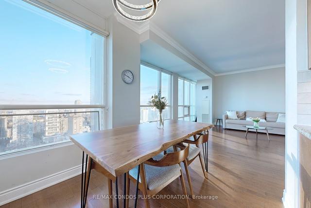 4202 - 761 Bay St, Condo with 2 bedrooms, 3 bathrooms and 1 parking in Toronto ON | Image 38