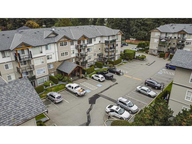 101 - 2955 Diamond Crescent, Condo with 2 bedrooms, 2 bathrooms and null parking in Abbotsford BC | Image 2