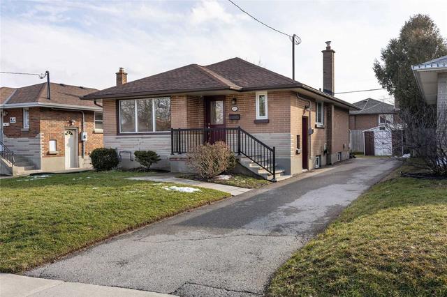 485 Lowell Ave, House detached with 3 bedrooms, 1 bathrooms and 4 parking in Oshawa ON | Image 1