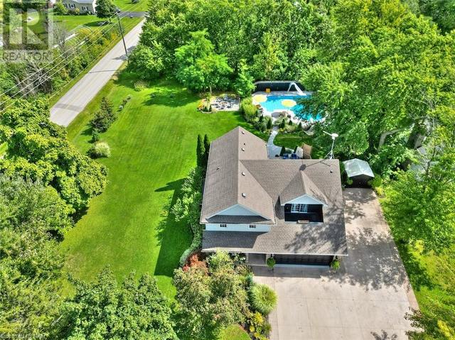 2792 Fifth St Louth Street, House detached with 4 bedrooms, 2 bathrooms and 8 parking in St. Catharines ON | Image 3