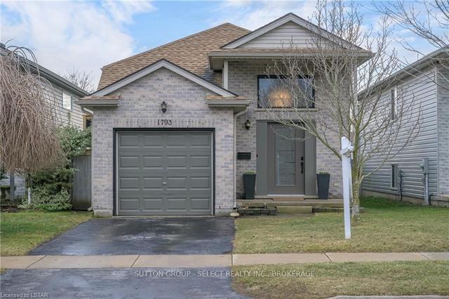1793 Marconi Blvd, House detached with 2 bedrooms, 2 bathrooms and 2 parking in London ON | Image 1