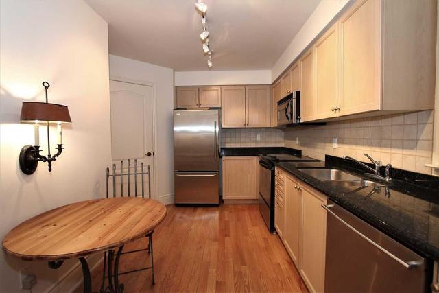 201 - 75 York Mills Rd, Condo with 2 bedrooms, 2 bathrooms and 2 parking in Toronto ON | Image 4