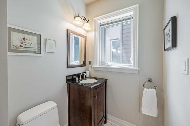 372 Beresford Ave, House detached with 4 bedrooms, 4 bathrooms and 2 parking in Toronto ON | Image 25