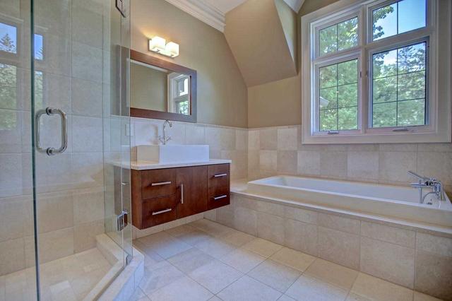 109 Donwoods Dr, House detached with 5 bedrooms, 8 bathrooms and 6 parking in Toronto ON | Image 13
