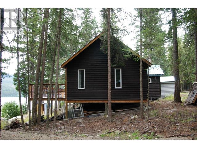 5268 Machete Lake Road, House detached with 3 bedrooms, 2 bathrooms and null parking in Thompson Nicola E (Bonaparte Plateau) BC | Image 5