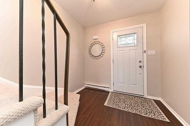9 - 108 Sinclair Ave, Townhouse with 3 bedrooms, 2 bathrooms and 1 parking in Halton Hills ON | Image 6