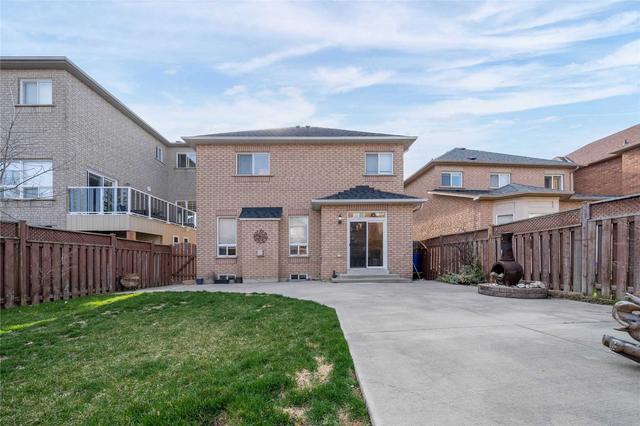 379 John Deisman Blvd, House detached with 3 bedrooms, 4 bathrooms and 4 parking in Vaughan ON | Image 31