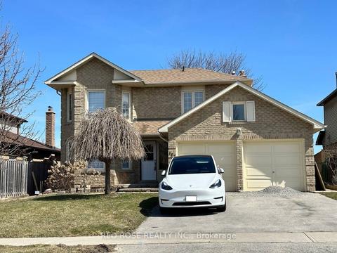 Main-187 Willow Lane, Newmarket, ON, L3Y6R9 | Card Image