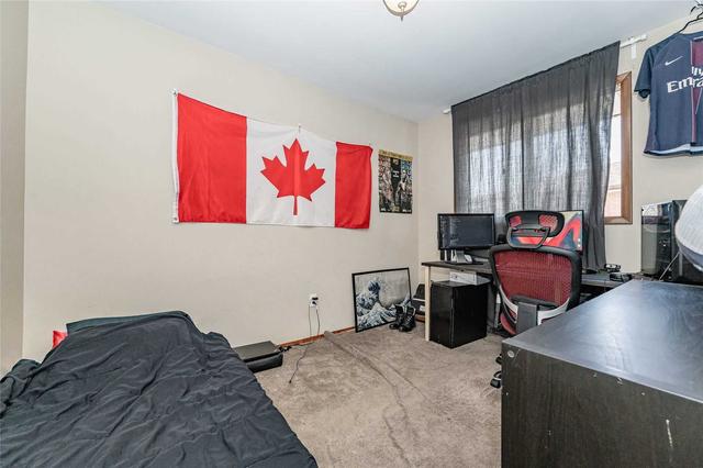 33 Kenwood Cres, House detached with 3 bedrooms, 2 bathrooms and 4 parking in Guelph ON | Image 5