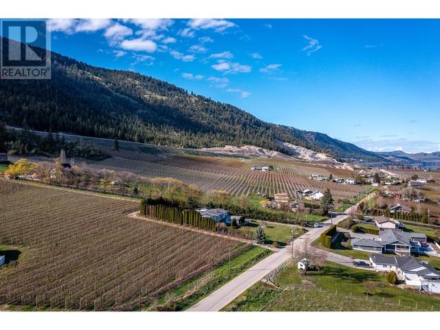 15562 Old Mission Road, House detached with 3 bedrooms, 2 bathrooms and 5 parking in Lake Country BC | Image 17
