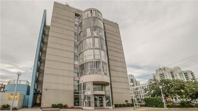 509 - 39 Kimbercroft Crt, Condo with 2 bedrooms, 2 bathrooms and 1 parking in Toronto ON | Image 2