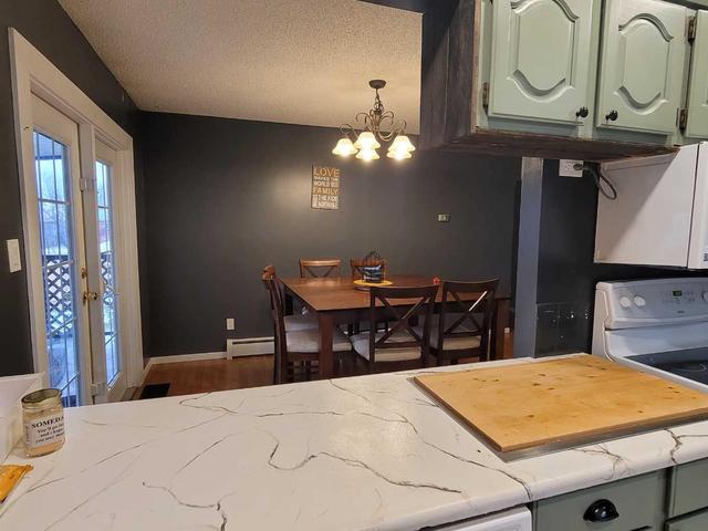 5405 52 Street, House detached with 4 bedrooms, 3 bathrooms and 4 parking in Berwyn AB | Image 9