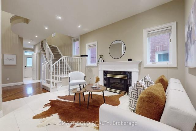 33 Bridgewater Rd, House semidetached with 3 bedrooms, 4 bathrooms and 2 parking in Oakville ON | Image 40