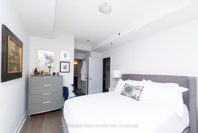 1105 - 318 Richmond St W, Condo with 1 bedrooms, 1 bathrooms and 0 parking in Toronto ON | Image 7