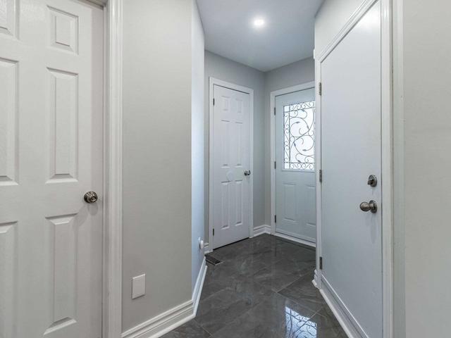 80 Cassia Cres, House detached with 4 bedrooms, 4 bathrooms and 4 parking in Vaughan ON | Image 34